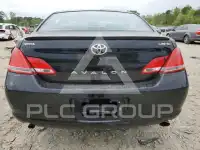 2005 Toyota AVALON photo