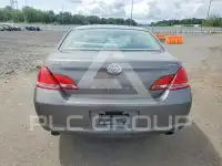 2005 Toyota AVALON фото