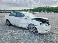 2005 Toyota AVALON фото