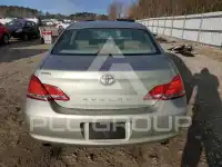 2005 Toyota AVALON фото