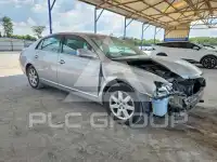 2005 Toyota AVALON фото