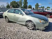 2005 Toyota AVALON фото
