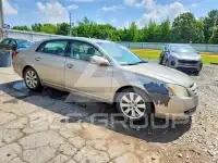 2005 Toyota AVALON фото