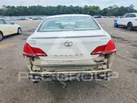 2005 Toyota AVALON фото