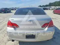 2005 Toyota AVALON фото