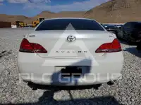 2005 Toyota AVALON фото