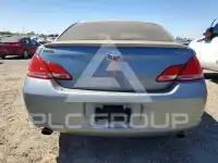 2005 Toyota AVALON фото