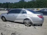 2005 Toyota AVALON фото