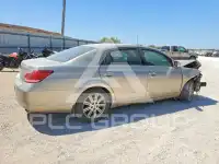 2005 Toyota AVALON фото