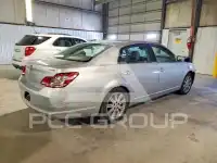 2005 Toyota AVALON фото