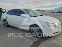 2005 Toyota AVALON фото