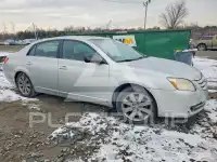 2005 Toyota AVALON фото