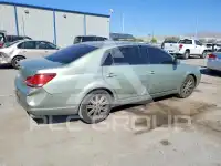 2005 Toyota AVALON фото