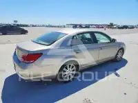 2005 Toyota AVALON фото