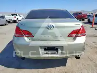 2005 Toyota AVALON фото