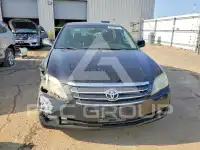 2005 Toyota AVALON фото