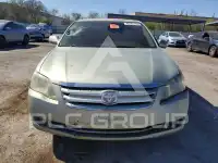 2005 Toyota AVALON фото