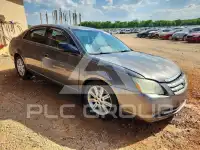 2005 Toyota AVALON фото