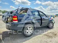 2005 Ford ESCAPE photo