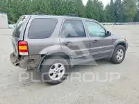 2005 Ford ESCAPE photo