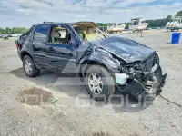 2005 Ford ESCAPE photo