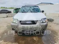 2005 Ford ESCAPE photo