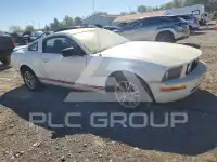 2005 Ford MUSTANG фото