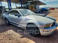 2005 Ford MUSTANG фото