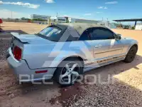 2005 Ford MUSTANG фото