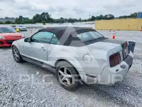 2005 Ford MUSTANG фото