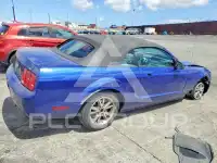 2005 Ford MUSTANG photo
