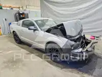 2005 Ford MUSTANG photo