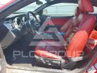 2005 Ford MUSTANG photo