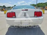2005 Ford MUSTANG фото