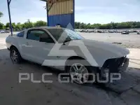 2005 Ford MUSTANG фото