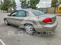 2005 Ford TAURUS фото