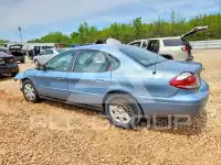 2005 Ford TAURUS photo