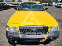 2005 Ford CROWN фото