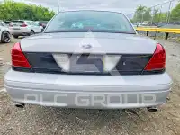 2005 Ford CROWN фото