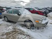 2005 Ford CROWN фото