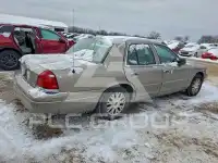 2005 Ford CROWN фото