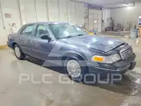 2005 Ford CROWN photo