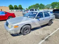 2005 Ford CROWN фото