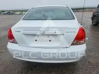 2005 Hyundai Elantra photo