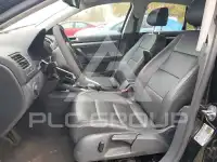 2005 Volkswagen Jetta photo