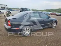 2005 Volkswagen Passat photo