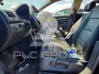 2005 Volkswagen Jetta photo