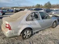 2005 Volkswagen Jetta photo