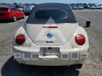 2005 Volkswagen BEETLE photo