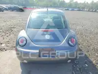 2005 Volkswagen BEETLE photo